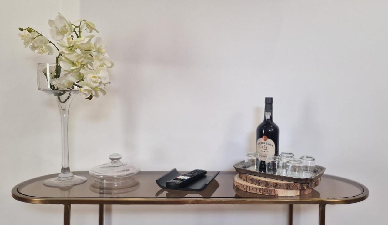 Alma Invicta Alegria Apartment ปอร์โต ภายนอก รูปภาพ