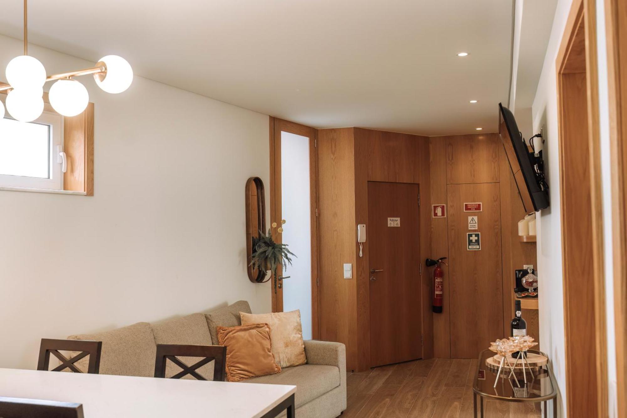 Alma Invicta Alegria Apartment ปอร์โต ภายนอก รูปภาพ